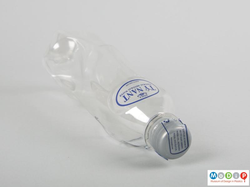 Top view of a bottle showing the lid.