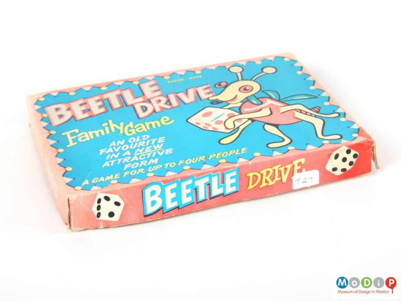 Side view of a beetle drive showing the lid of the box.