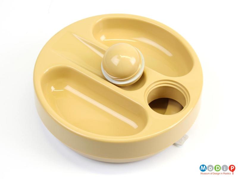 Top view of a plate showing the unscrewed egg cup.