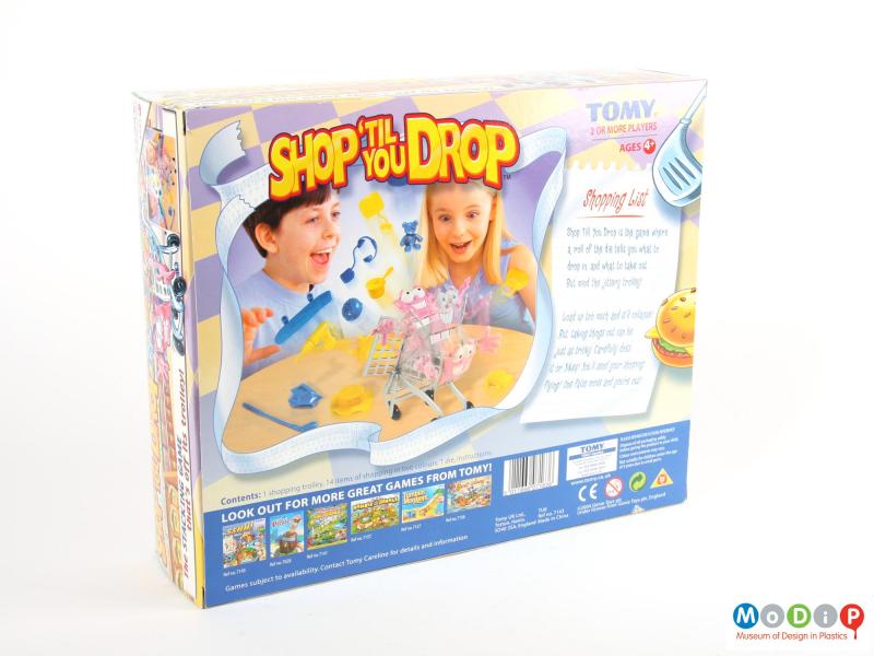 Side view of a game showing the packaging.