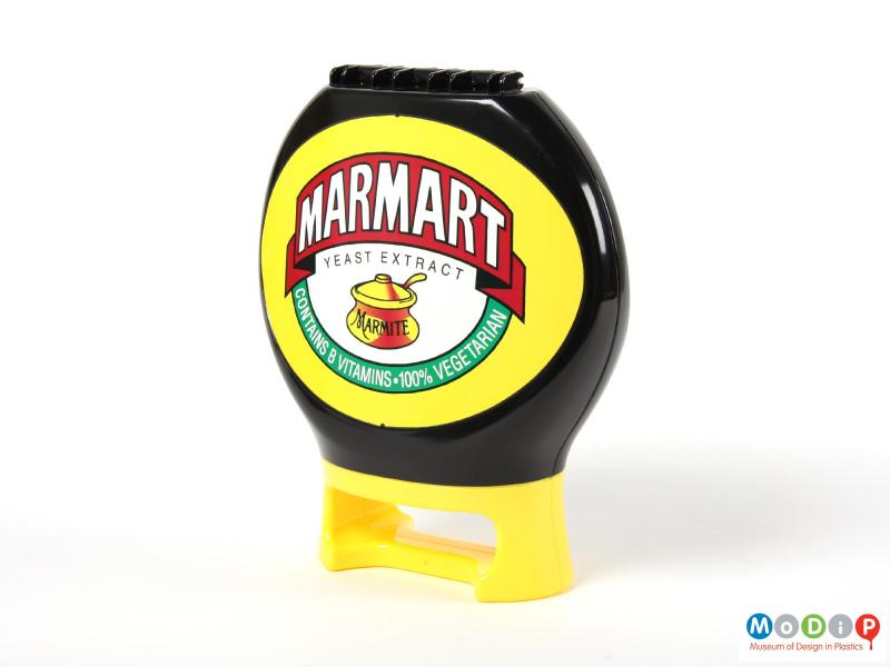 side view of a Marmart lunch box showing the shape of the inverted squeezy bottle it is modelled on.