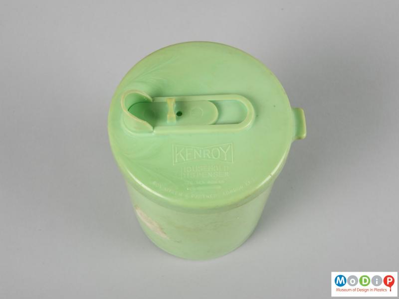 Top view of a storage jar showing the cover closed.