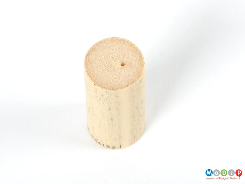 Top view of a cork showing different inner and outer textures.