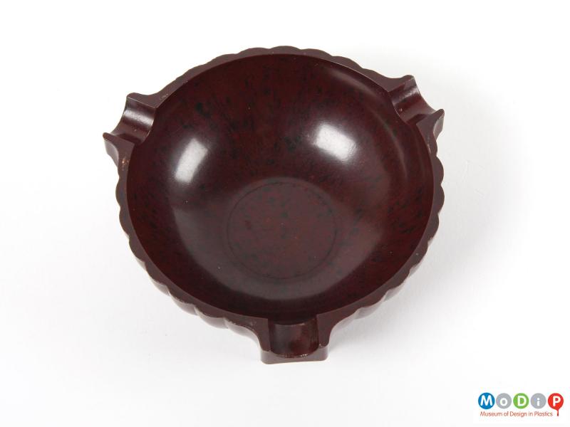 Top view of an ashtray showing the smooth inner surface.