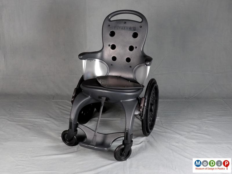 Front view of a wheelchair showing the removable back pad.