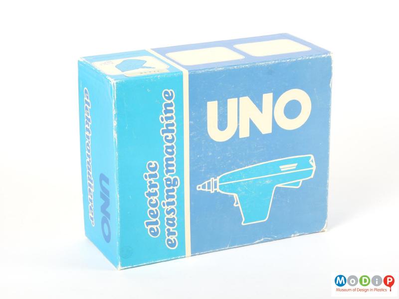 Top view of an Uno erasing machine showing the lid of the box.