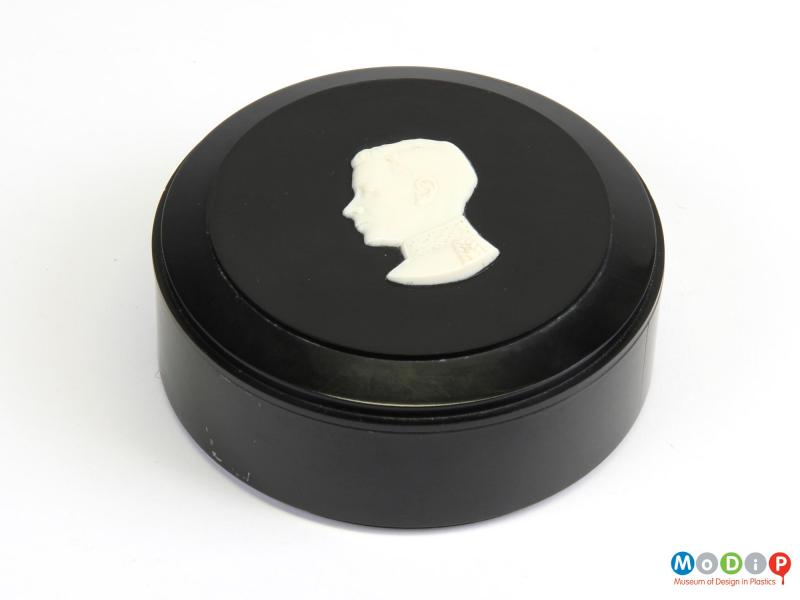 Top view of a trinket box showing the cameo feature.