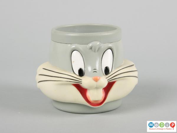 Front view of a mug showing the face.