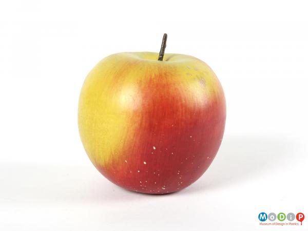 Side view of an apple showing the natural effect of the colouring.