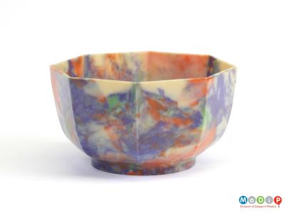 Side view of a bowl showing the straight edges.